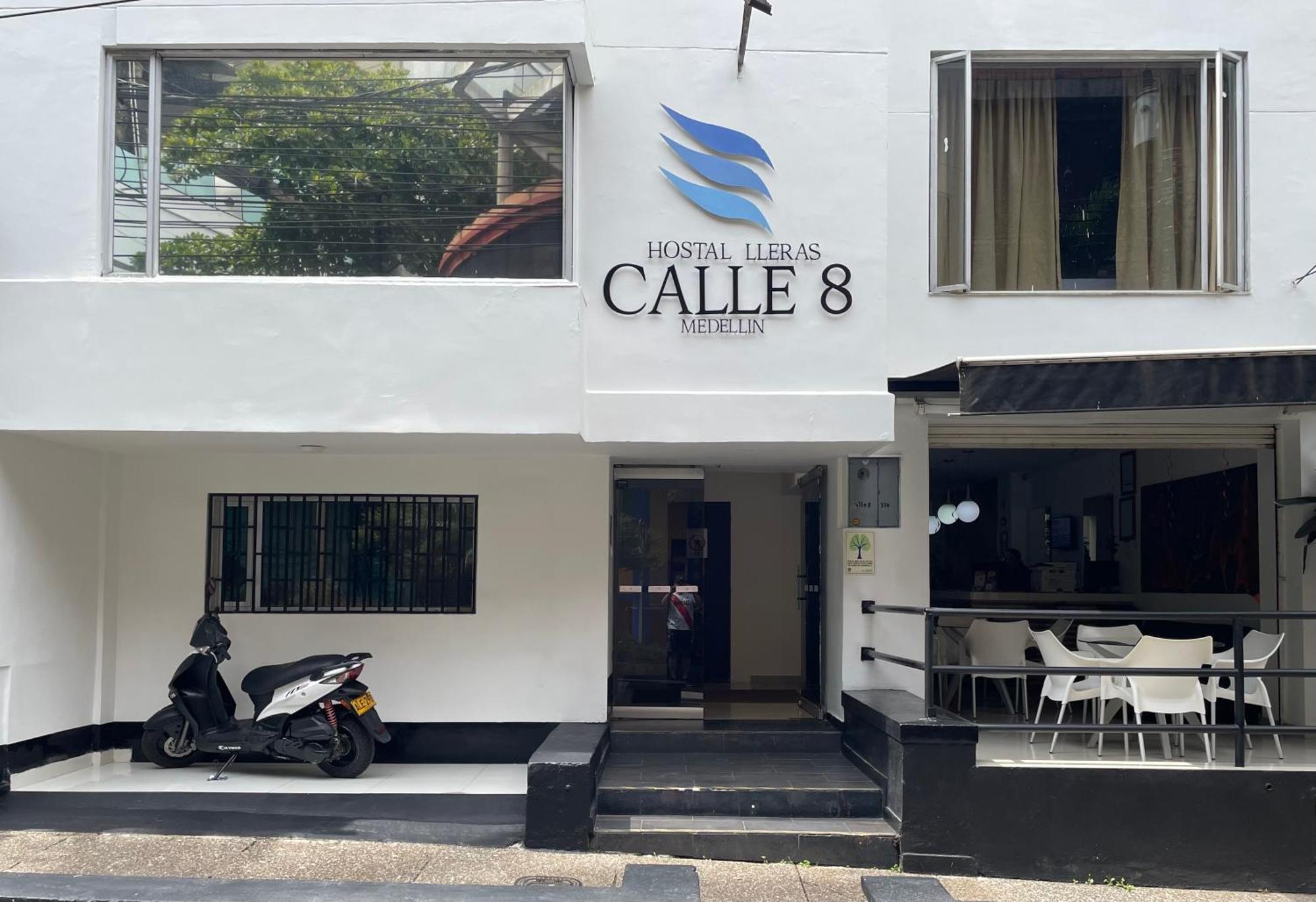 Hostal Lleras Calle 8 Μεντεγίν Εξωτερικό φωτογραφία