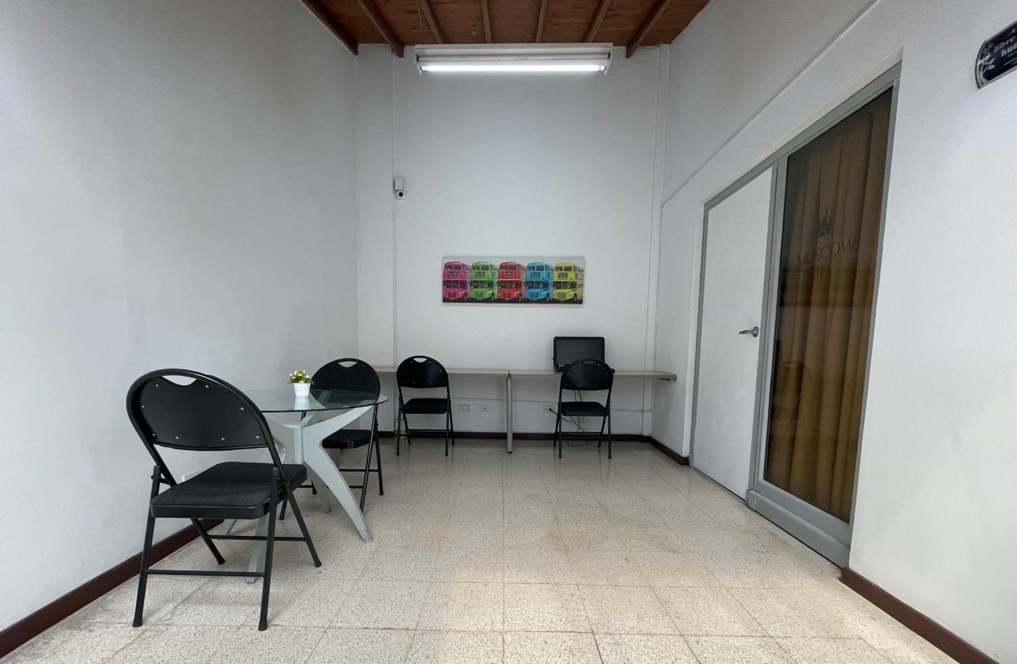 Hostal Lleras Calle 8 Μεντεγίν Εξωτερικό φωτογραφία