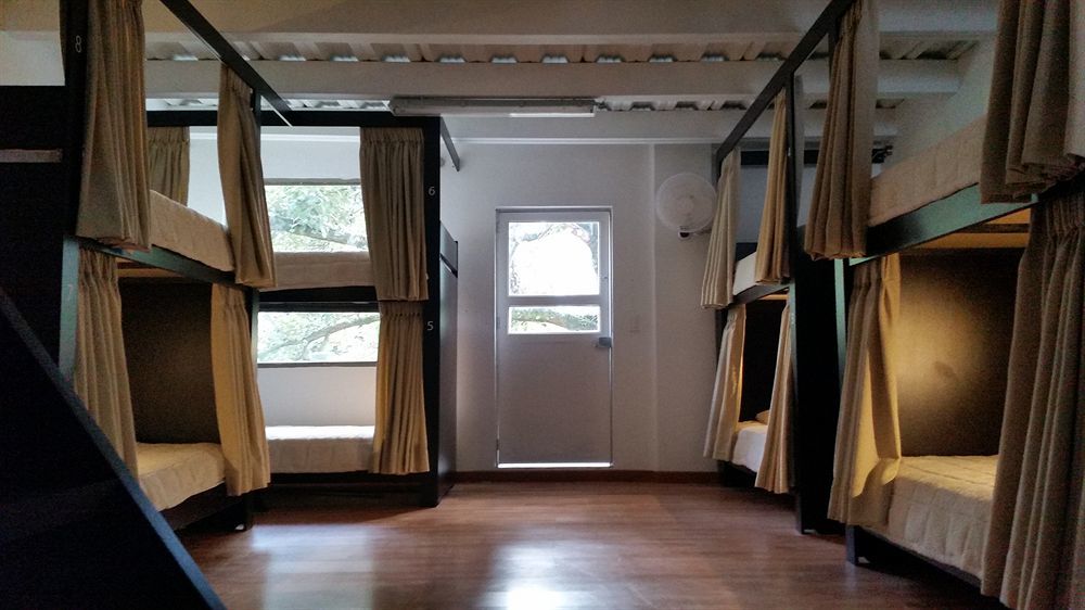 Hostal Lleras Calle 8 Μεντεγίν Εξωτερικό φωτογραφία